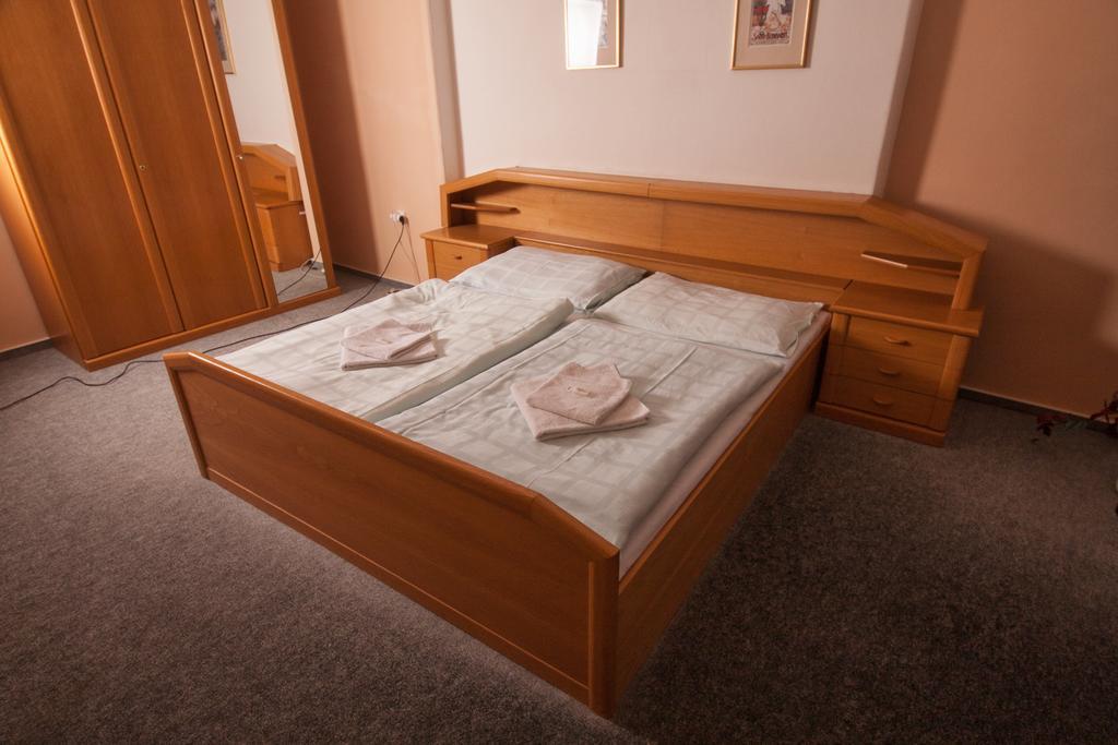 Hotel Haltrava Klenci pod Cerchovem Phòng bức ảnh